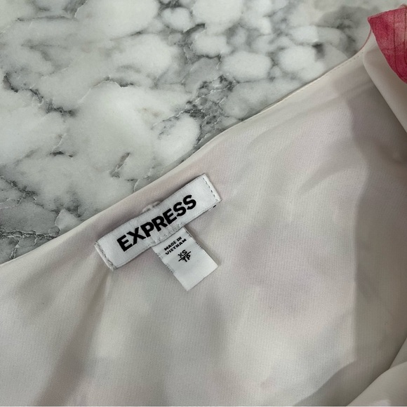 Bloggers Favorite Express metallic floral one shoulder pleated ruffled romper XS - Picture 14 of 16